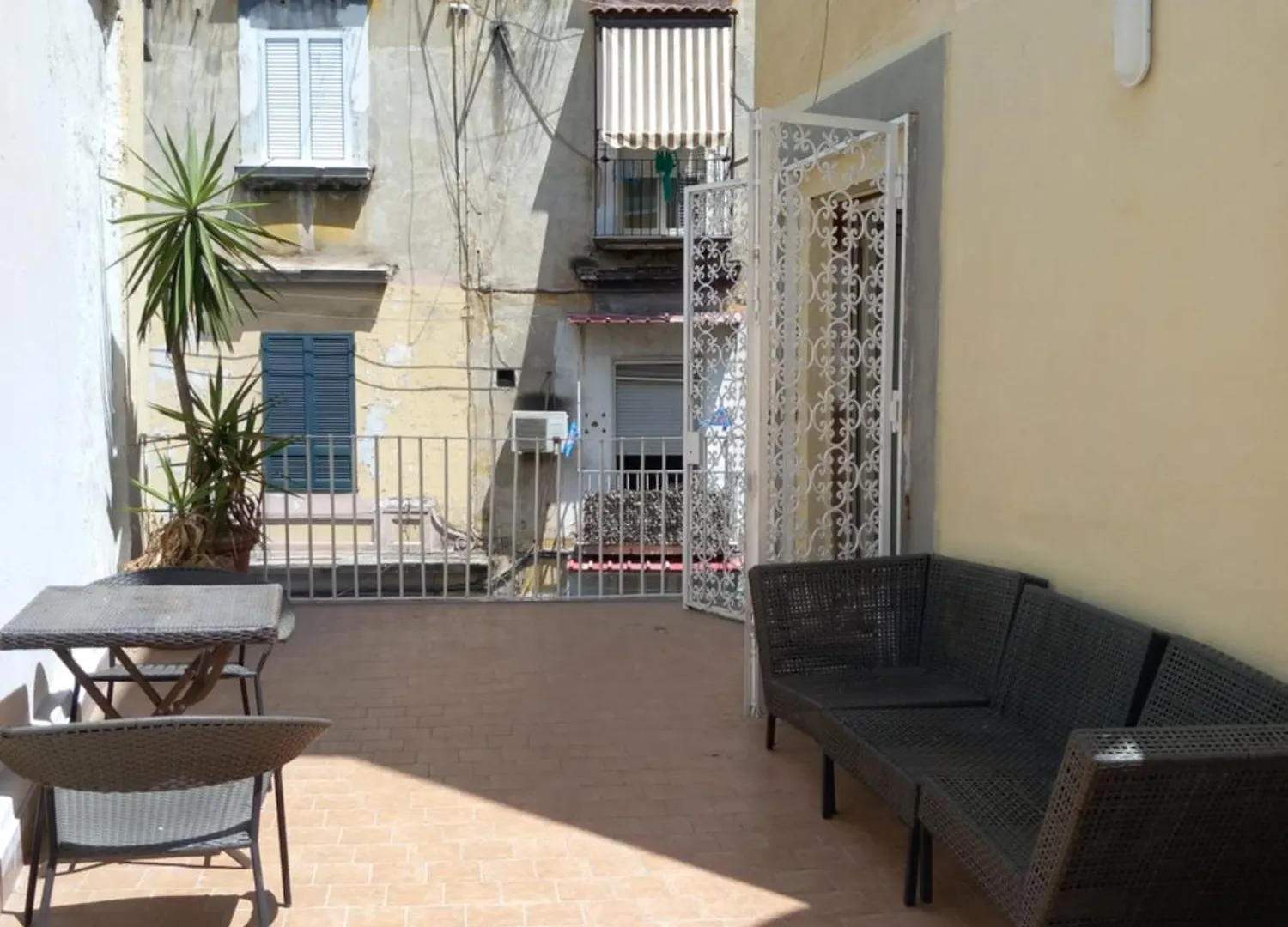 Una Casa Alla Sanita Neapol 0*,